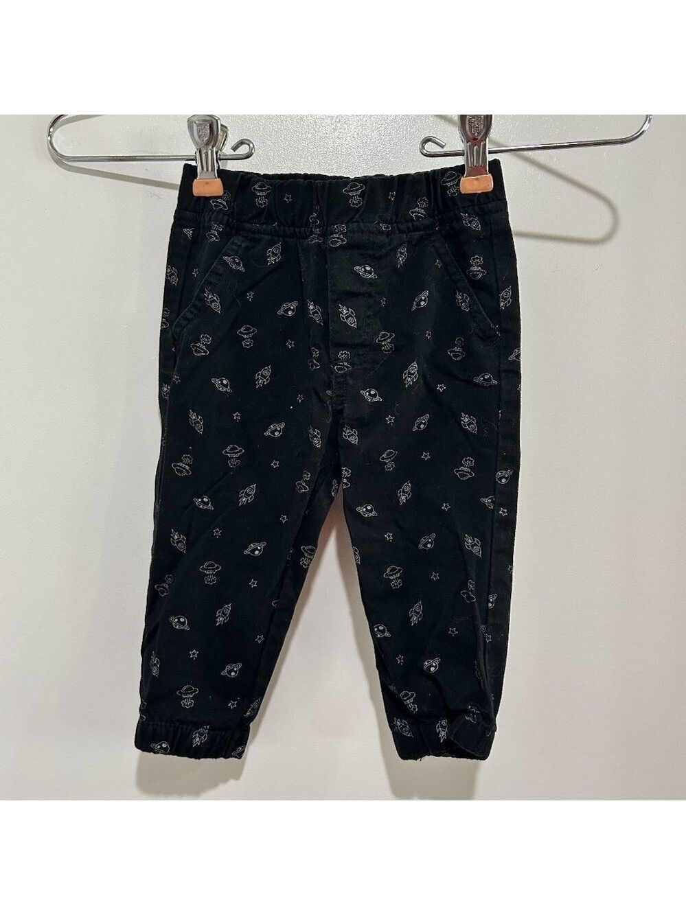5 for $10 Boy's Garanimals pant size 12 months